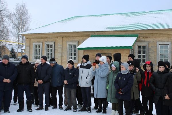 Бүген Түнтәр авылында кызлар өчен салыначак мәдрәсәгә нигез ташы салынды