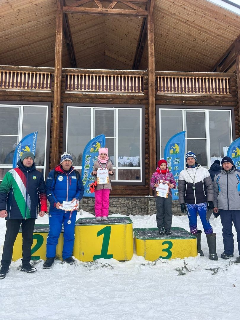 Рәлиф Әскаров призына узган чаңгы ярышында кемнәр җиңде?