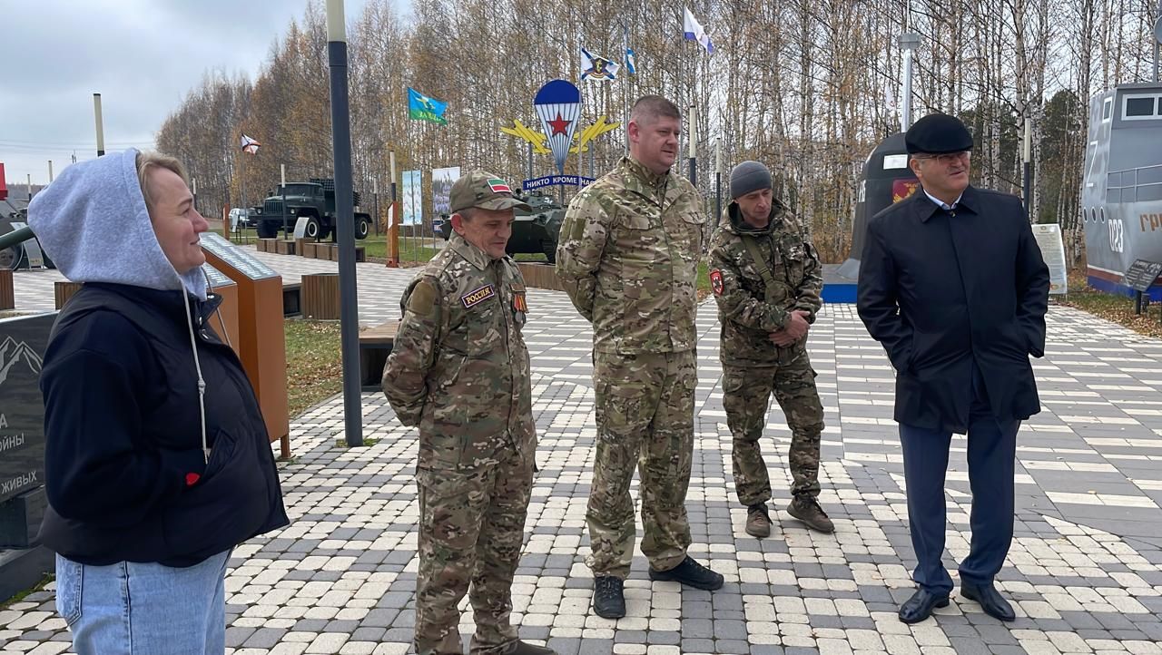 Балтач районы башлыгы махсус хәрби операциядәге хәрби частька «Газель» машинасы бүләк итте