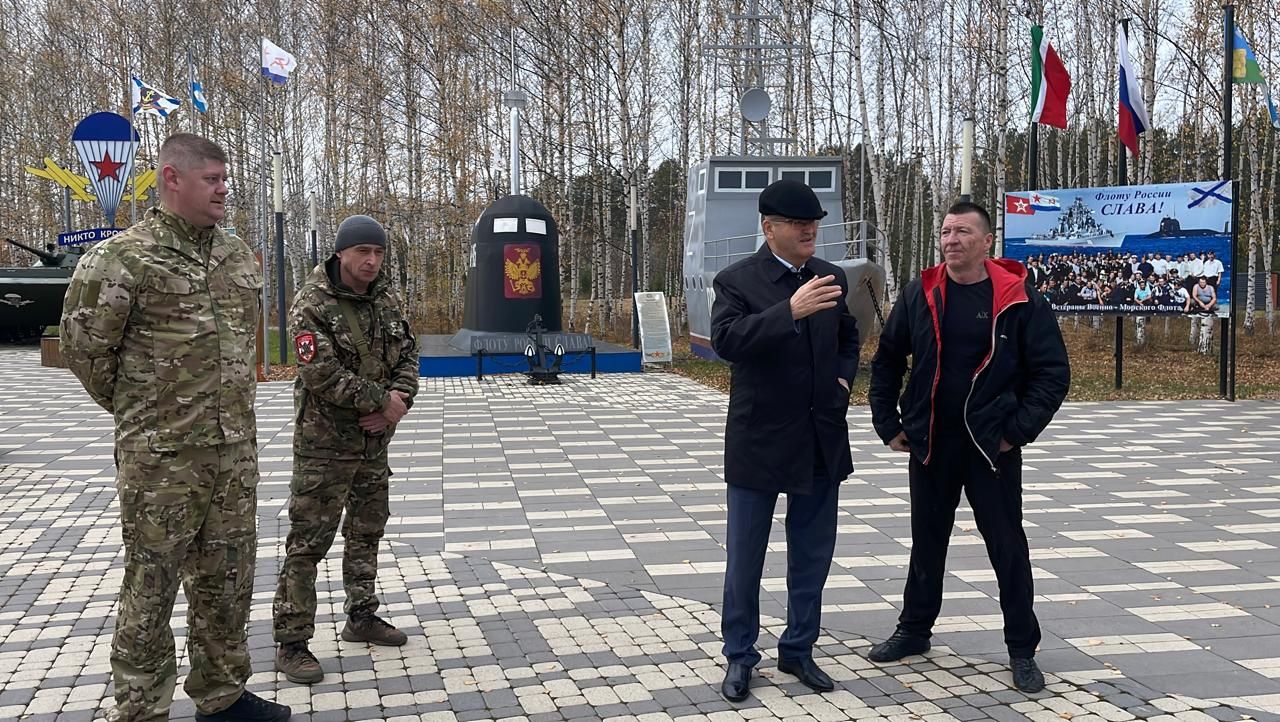 Балтач районы башлыгы махсус хәрби операциядәге хәрби частька «Газель» машинасы бүләк итте