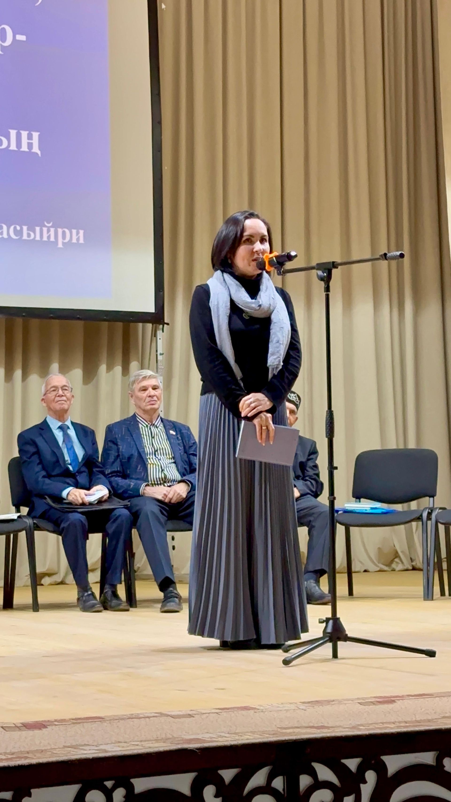 Бөрбаш мәдәният йортында Чаллы язучылары белән очрашу кичәсе узды