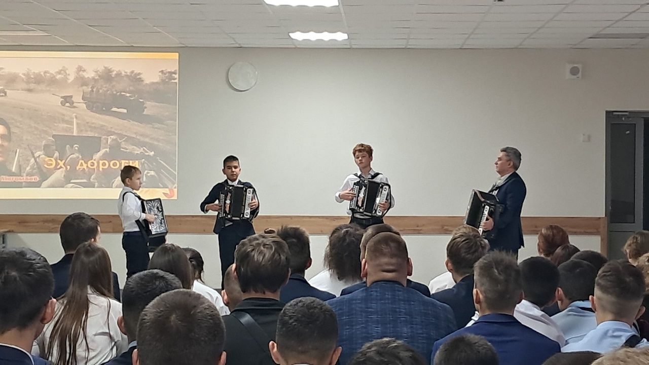 Арча аграр-сәнәгать һөнәр көллиятенең икенче филиалында искиткеч концерт булган