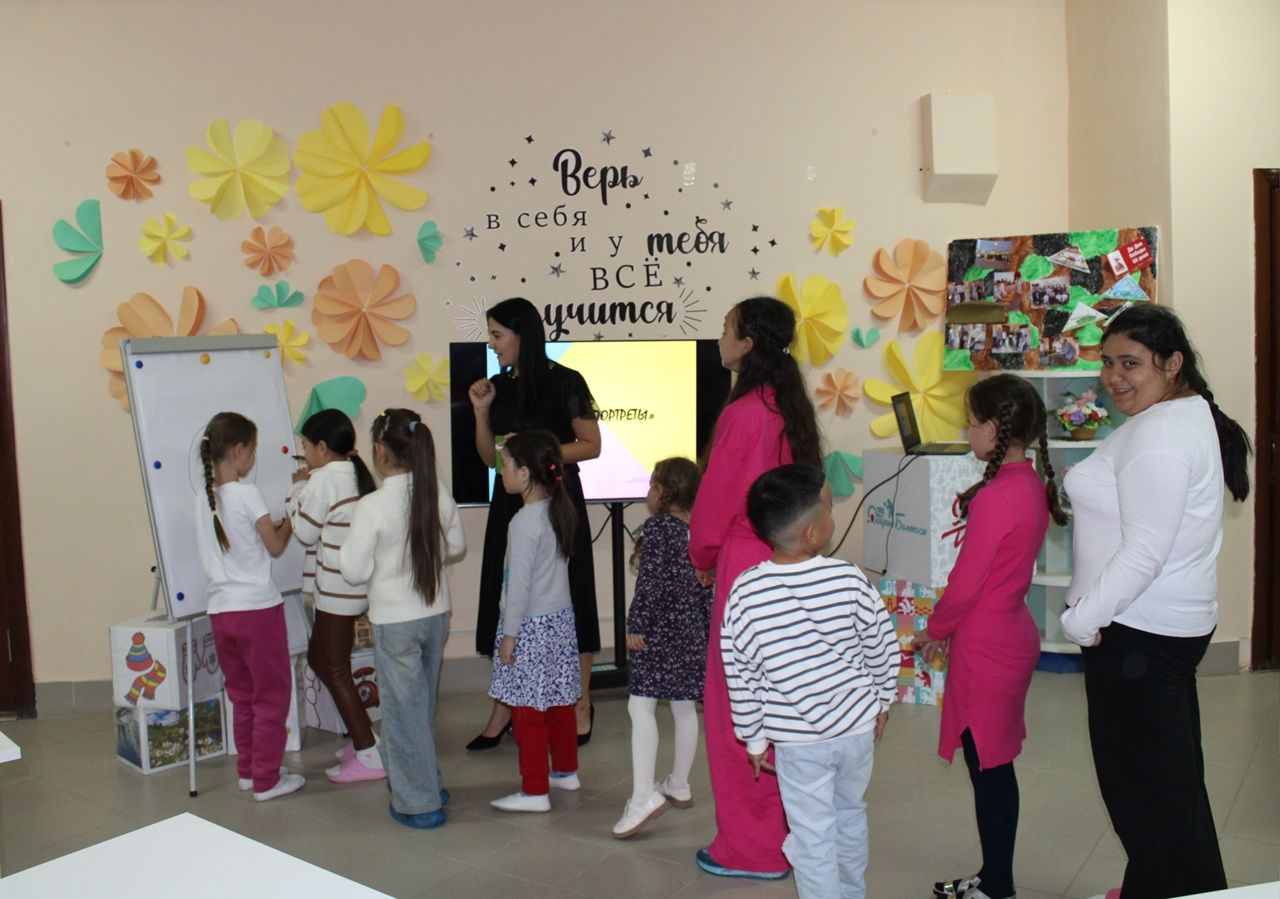 «Факел» клубына әбиләр һәм нәниләр җыелган