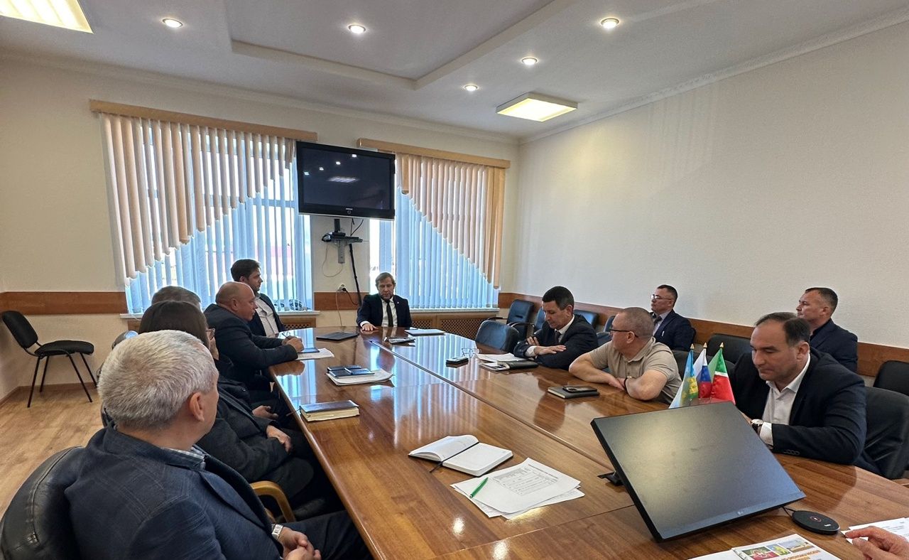 Балтачка Татарстан Республикасы Рәисенең Кадрлар резервында торучы белгечләр килде. Ни өчен?