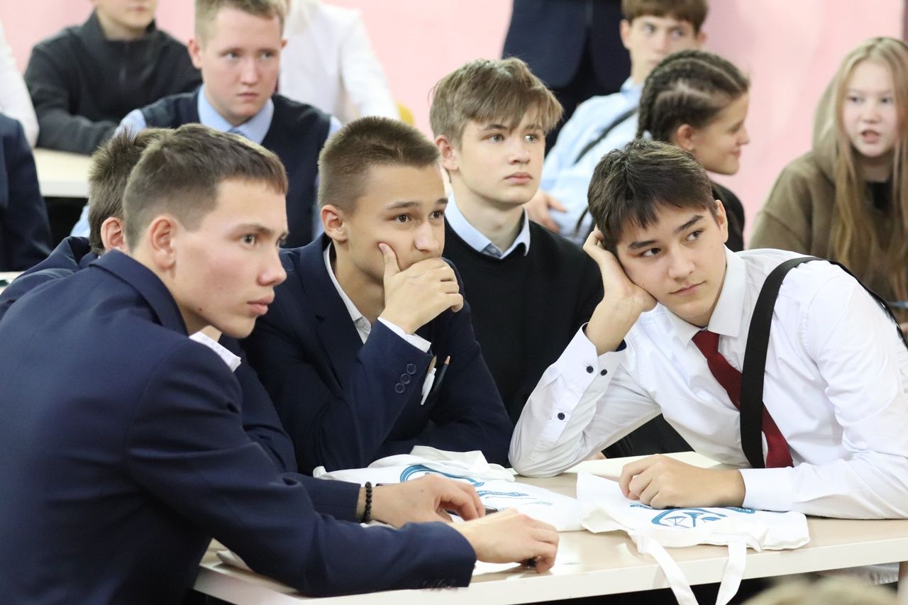 Балтачның һөнәри көллият студентлары  «Чиста караш» чарасында үз фикерләрен белдерде
