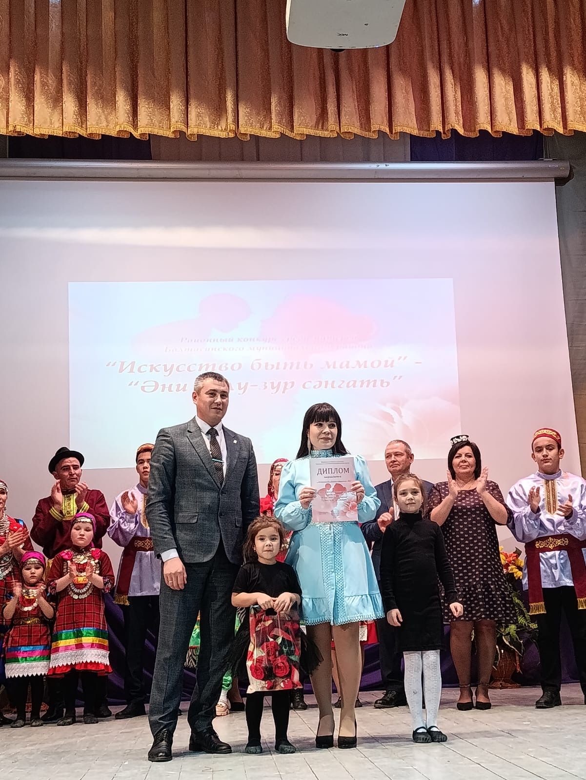 Чепья зонасында районкүләм «Әни булу -зур сәнгать» бәйгесенә старт бирелде