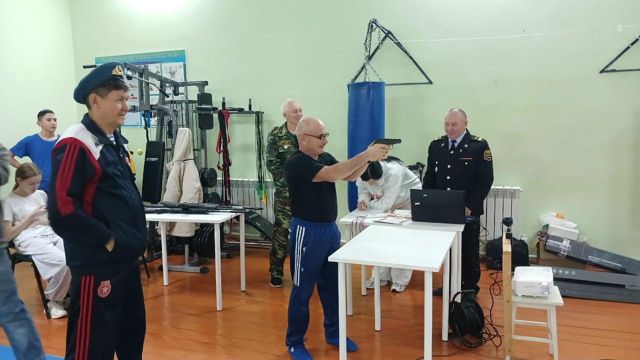 «Факел» клубында электрон тирда лазерлы коралдан ату буенча ярыш үтте