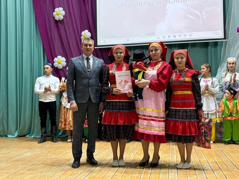 Районкүләм «Әни булу -зур сәнгать» бәйгесенең чираттагысы Сосна зонасында узды