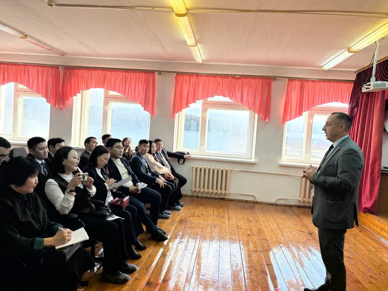 Средний Кушкет принял гостей из Республики Саха (Якутия)