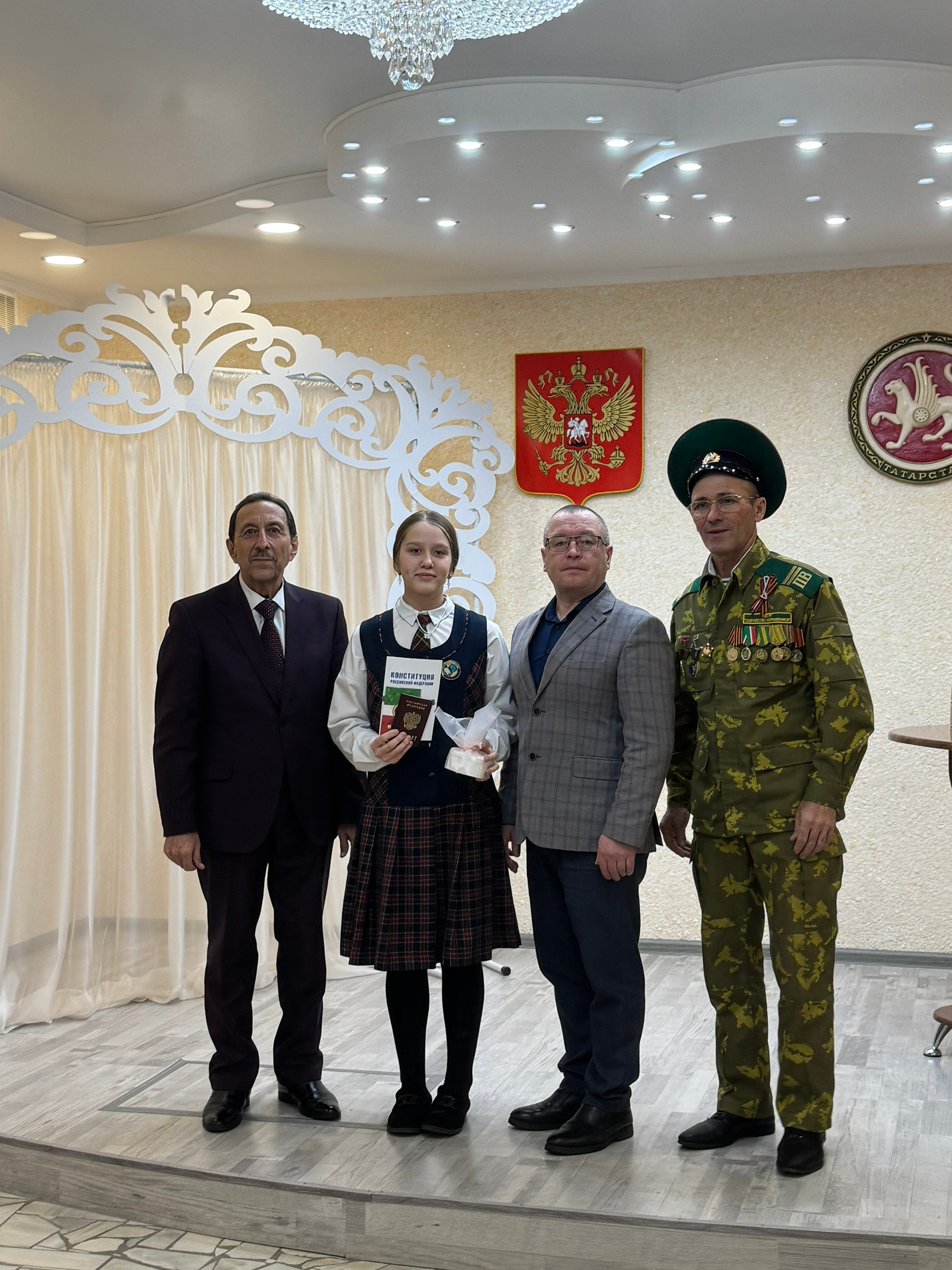 Яшь балтачлылар паспорт алдылар