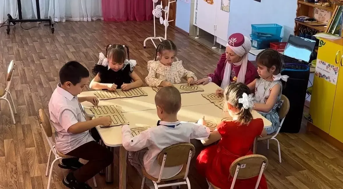 Карадуган балалар бакчасына логопедлар җыелды