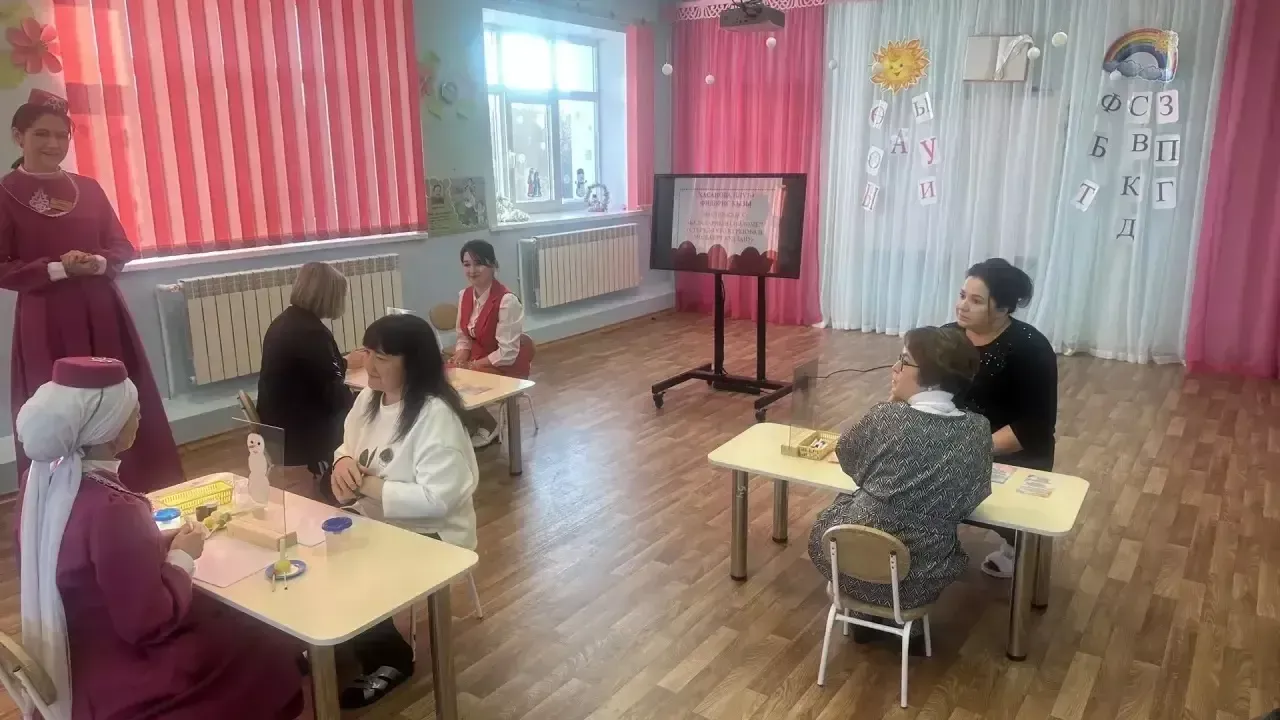 Карадуган балалар бакчасына логопедлар җыелды