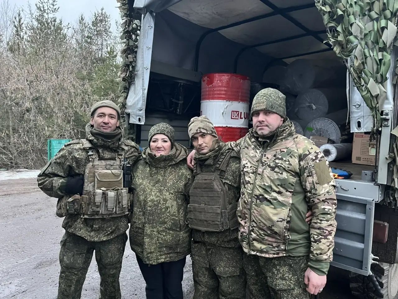 Волонтер Лена Вәлиева җитәкчелегендәге төркем кабат махсус хәрби операция зонасына барып кайтты