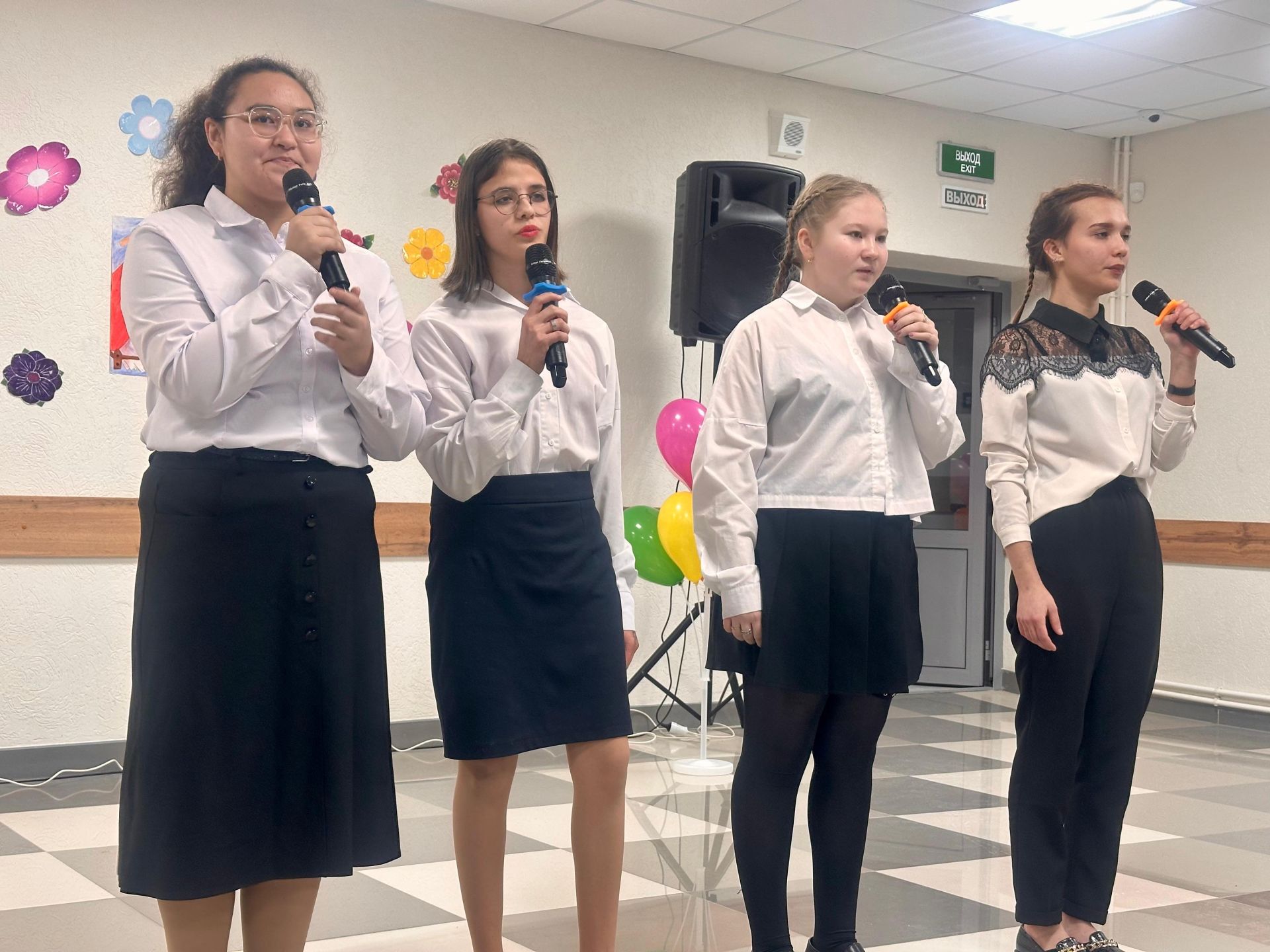 Арча аграр сәнәгать һөнәр көллиятенең икенче филиалында Әниләр бәйрәме узды