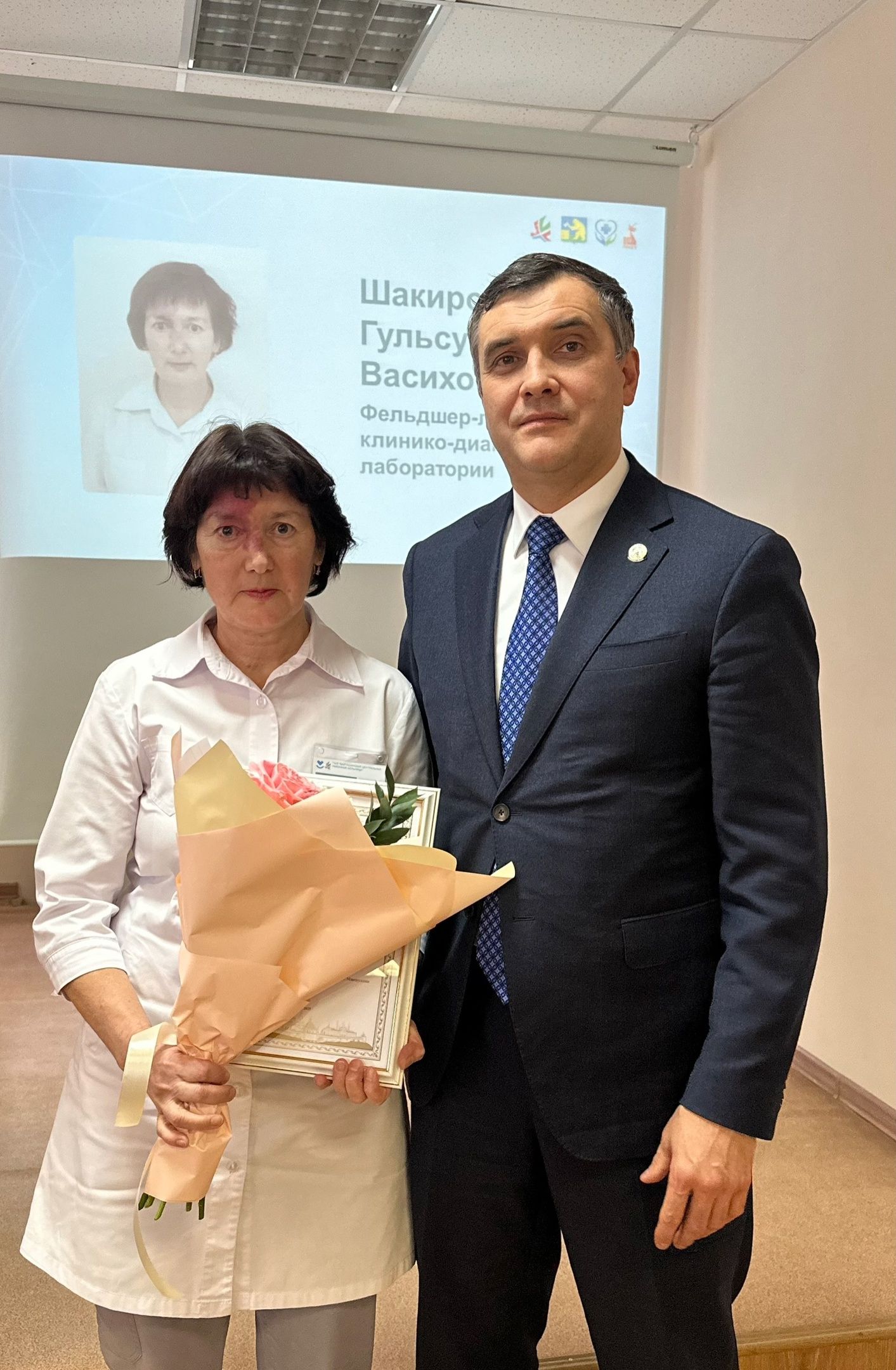 Министр балтачлыларны бүләкләде