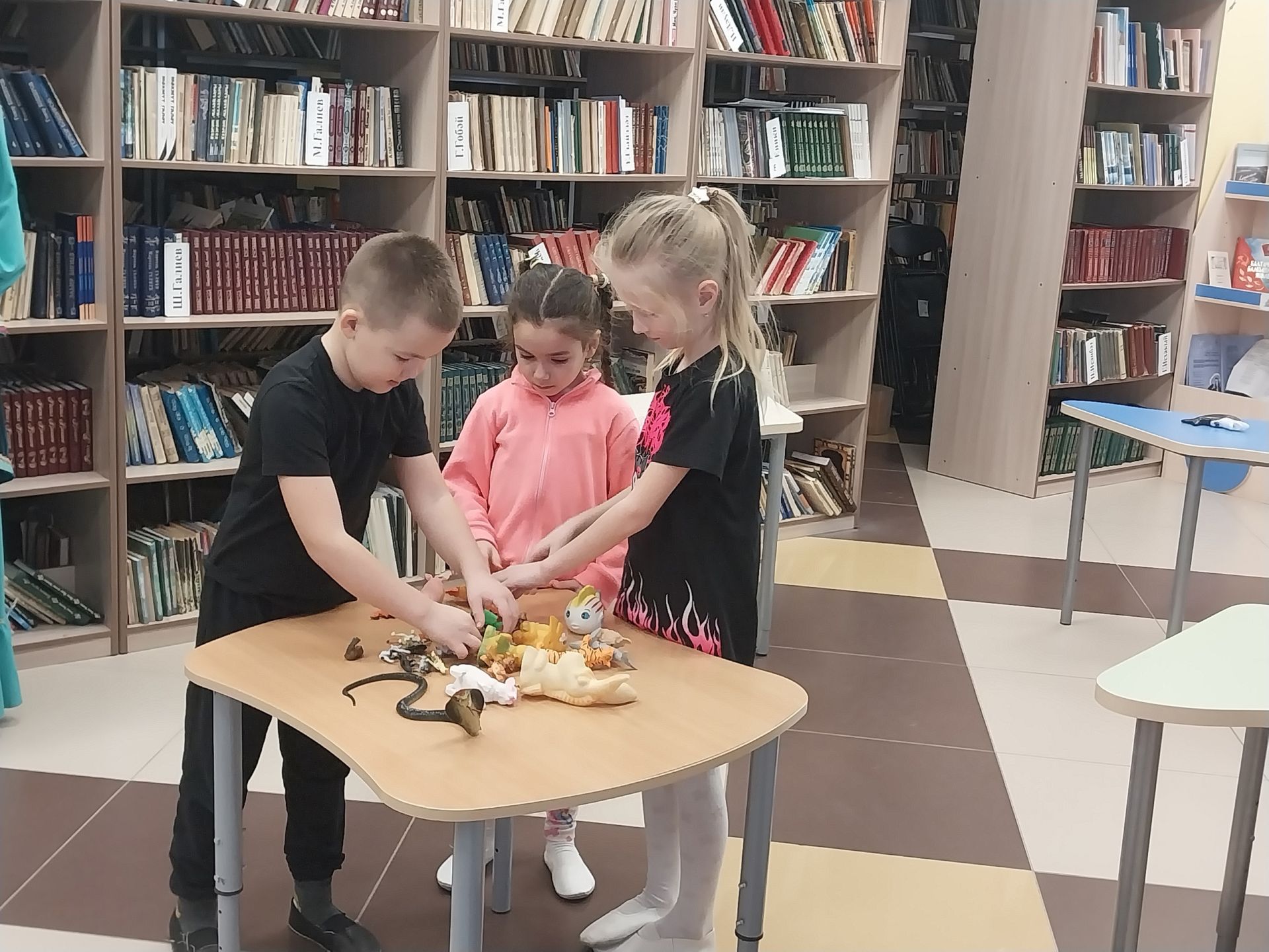 Балтач Үзәк балалар китапханәсенә кунаклар килгән