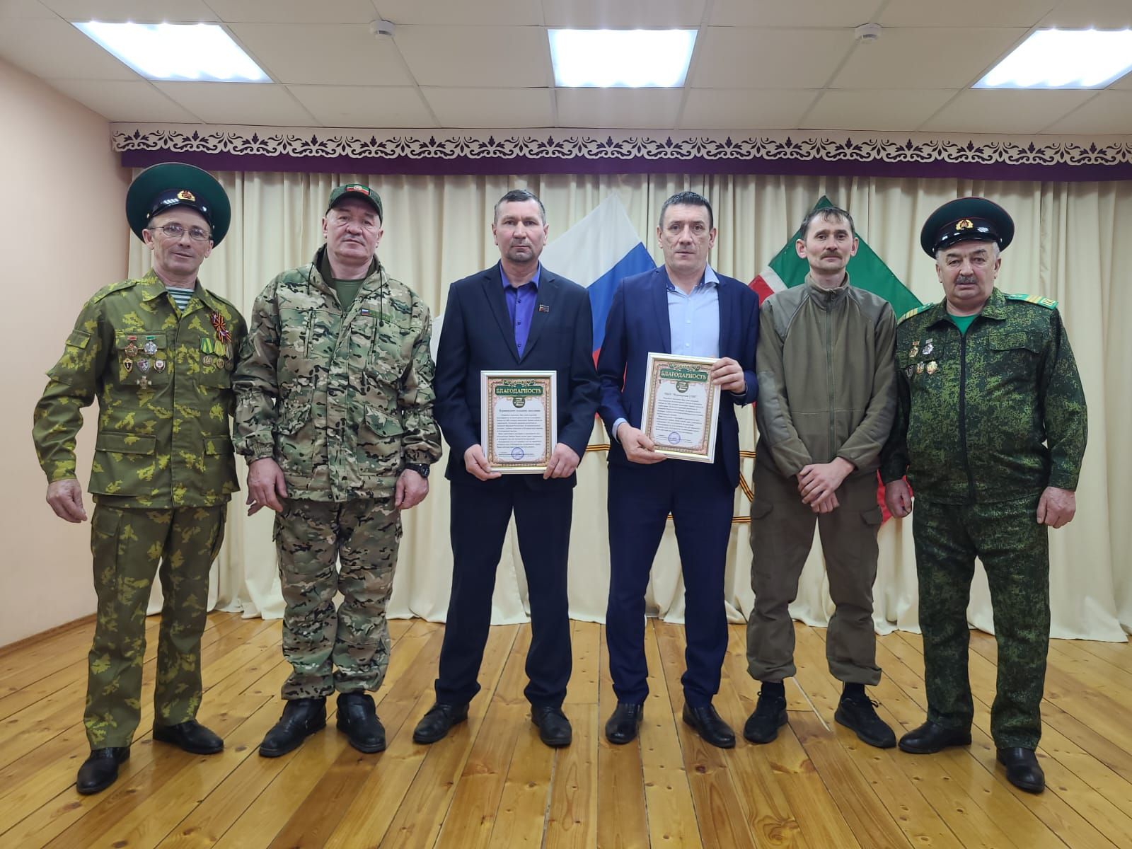 Балтач волонтерлары Нөнәгәр укучылары белән очрашты