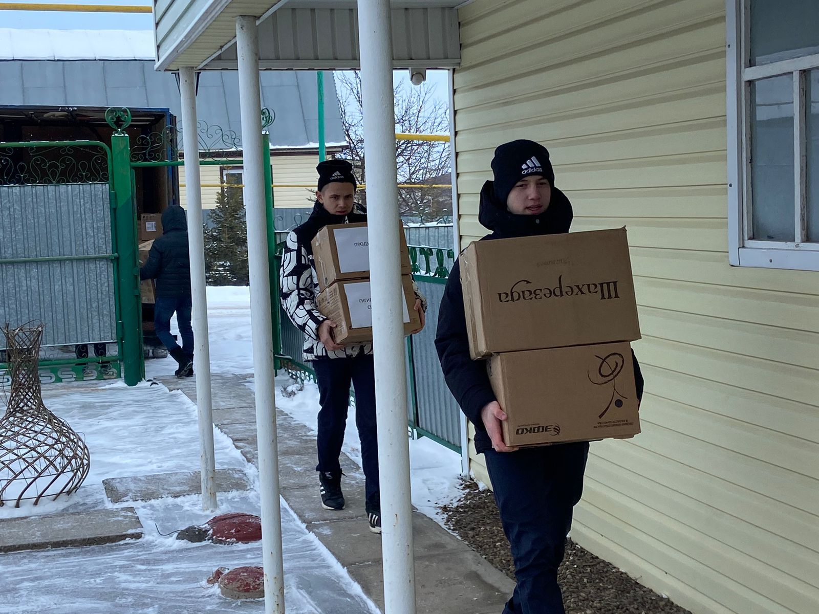 Елена Вәлиева:  «Ярдәм итүегез алдында баш иябез!»