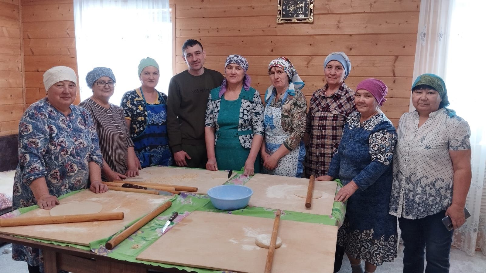 Кили авылында кемнәр изге эшкә алынган?