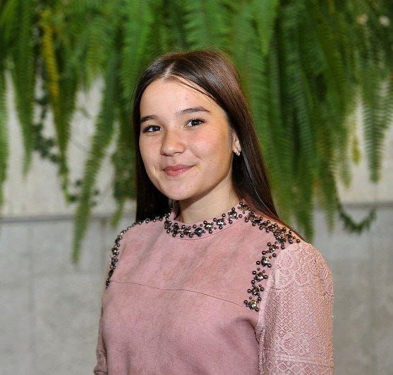 Гүзәлне зур җиңүе белән котлыйбыз!