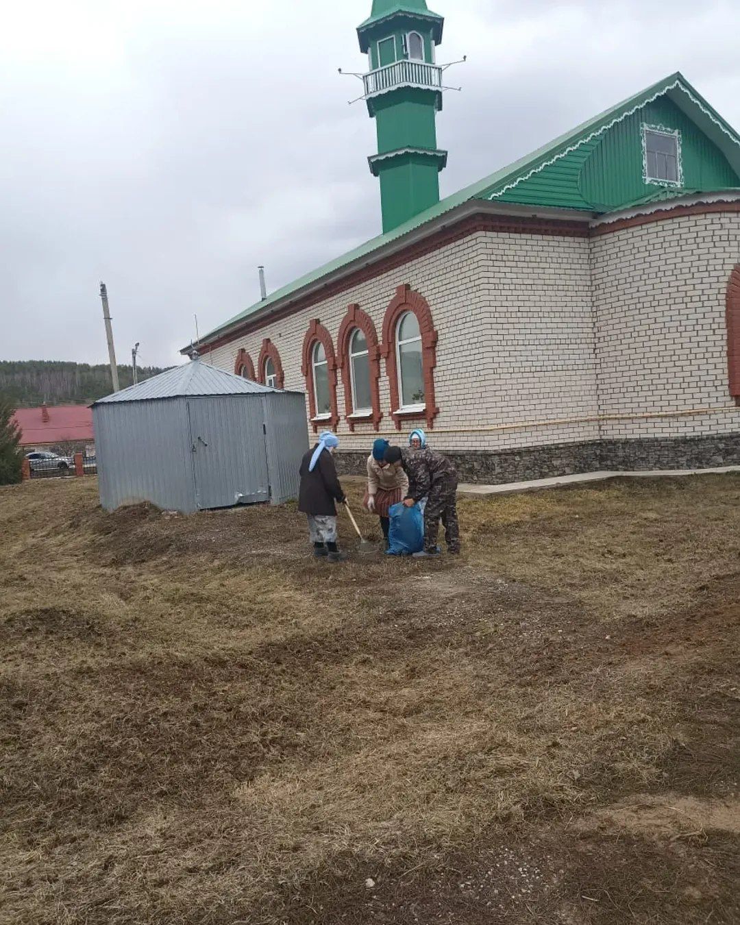 Арбор авылы мәчетендә  өмә узган