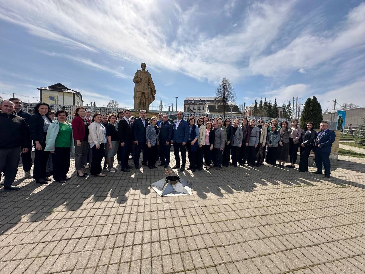 Балтачта көн саен «Батырлар аллеясы»нда яуда ятып калган каһарманнарыбыз истәлегенә чәчәкләр салачаклар