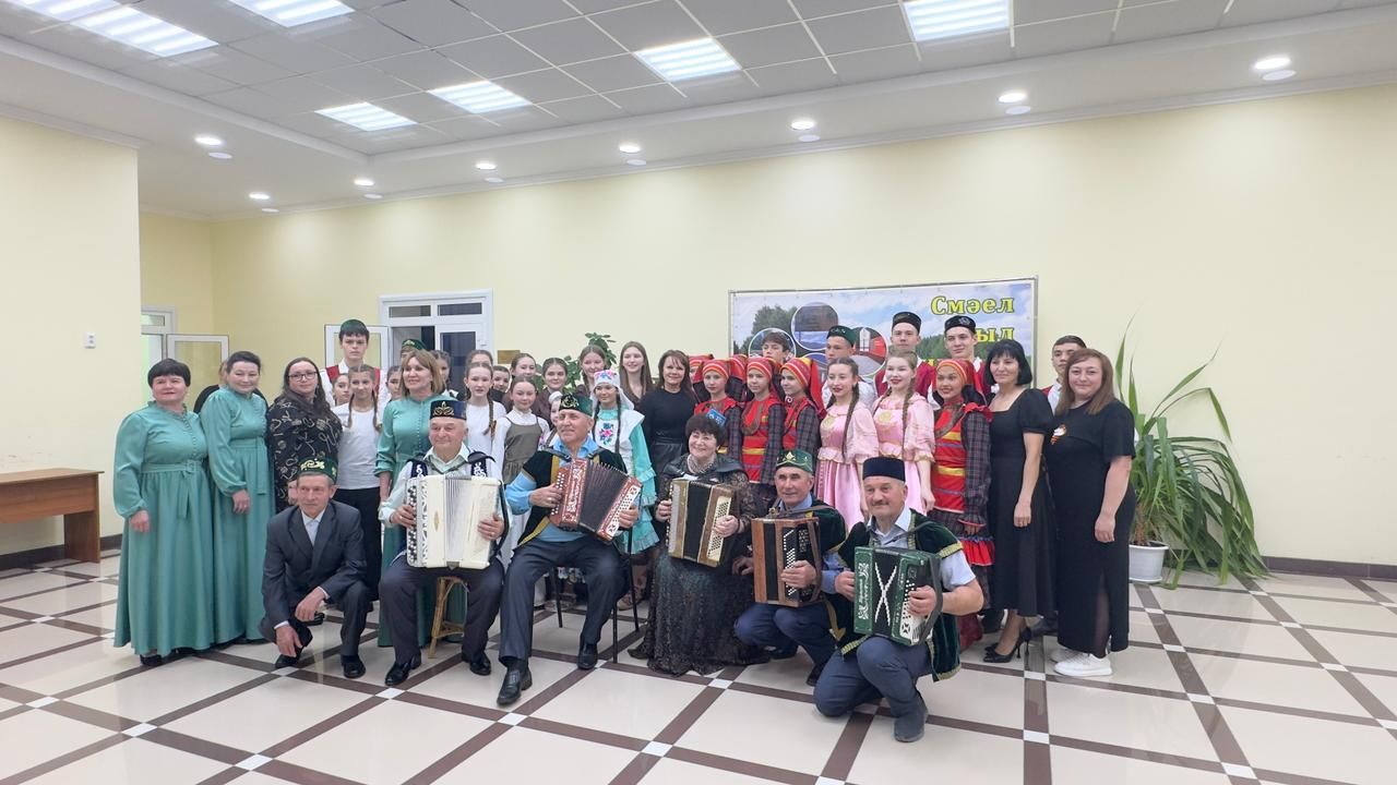 Авылны гөрләтәләр