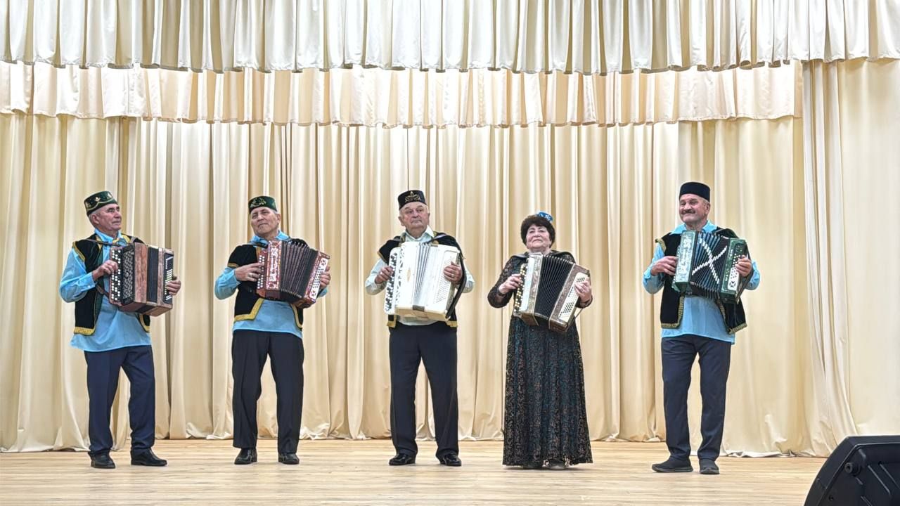 Авылны гөрләтәләр