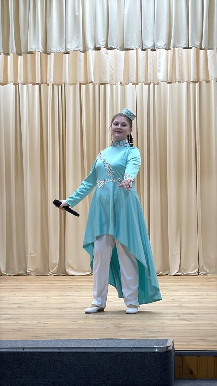 Авылны гөрләтәләр