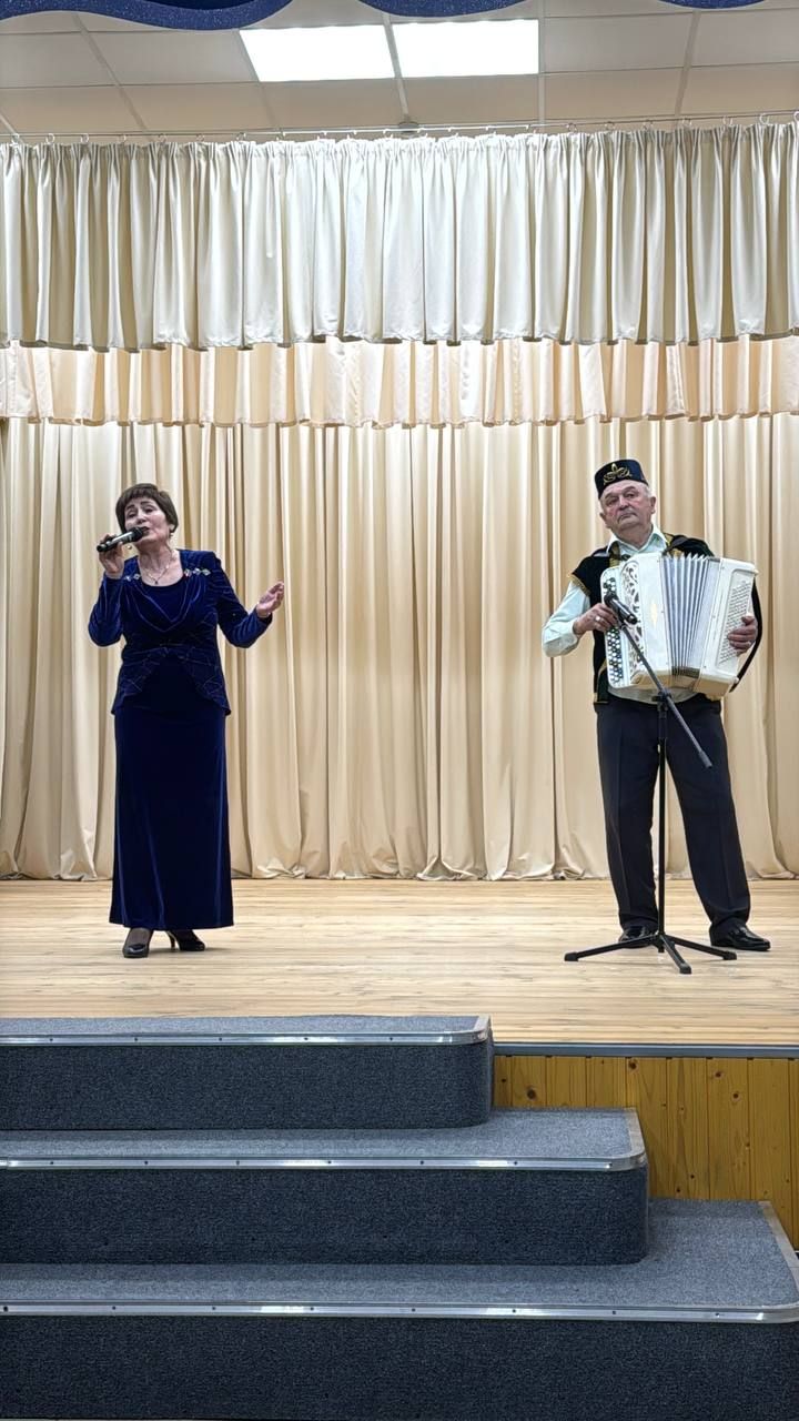 Авылны гөрләтәләр