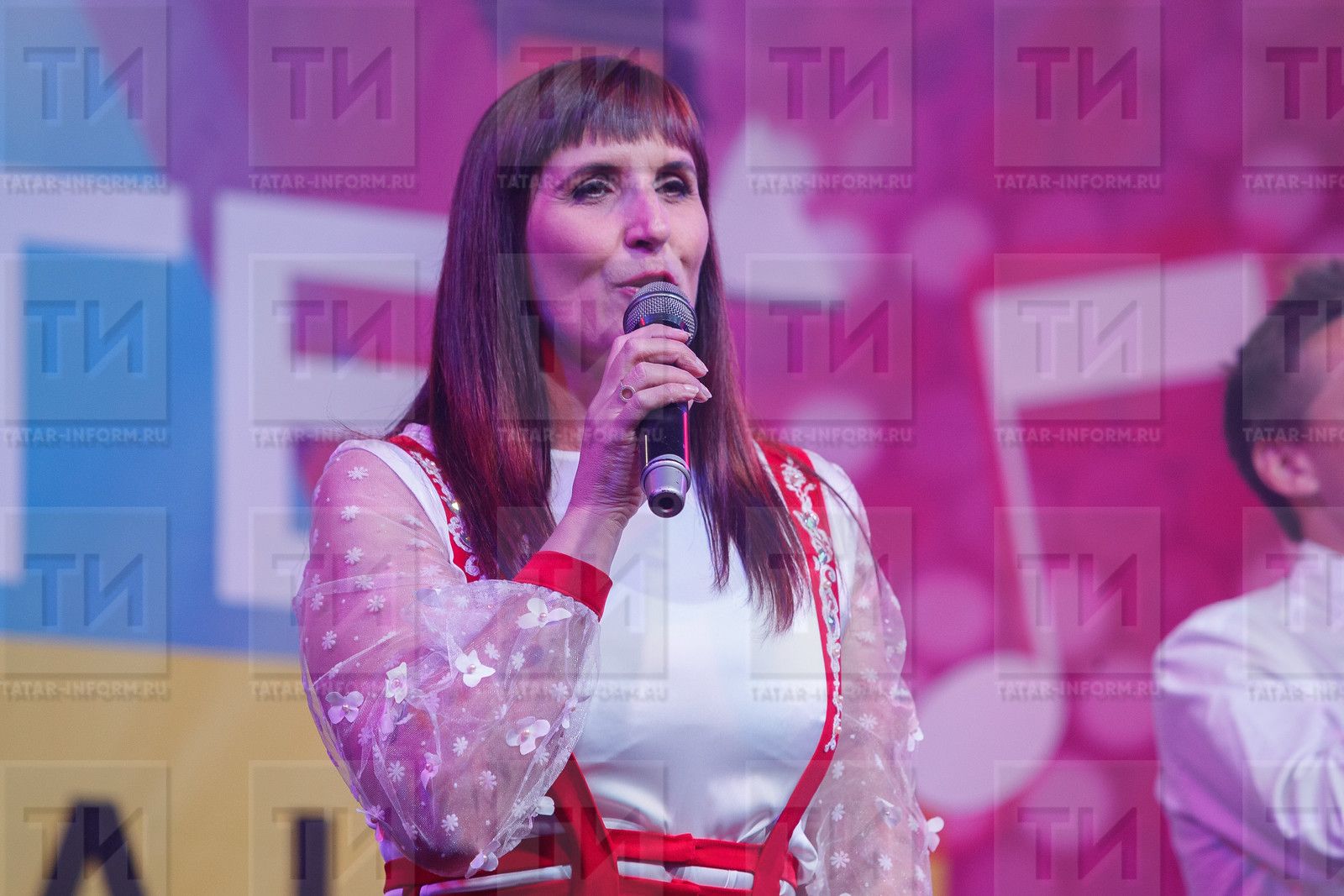Дилбәр Фәиз радиодан китте. Махсус хәрби операция зонасына
