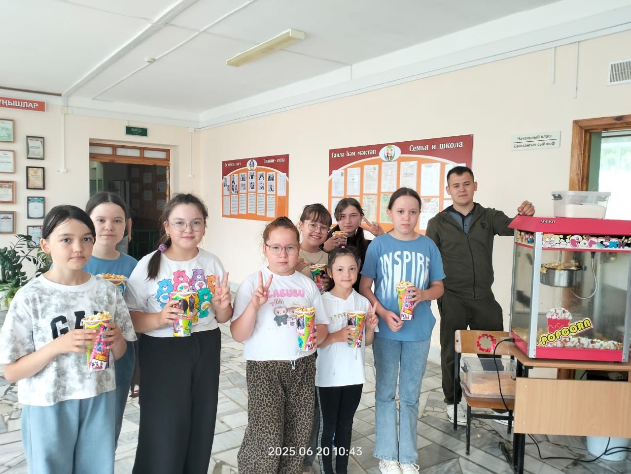 Куныр мәктәбендә балалар өчен зур бәйрәм ясаганнар