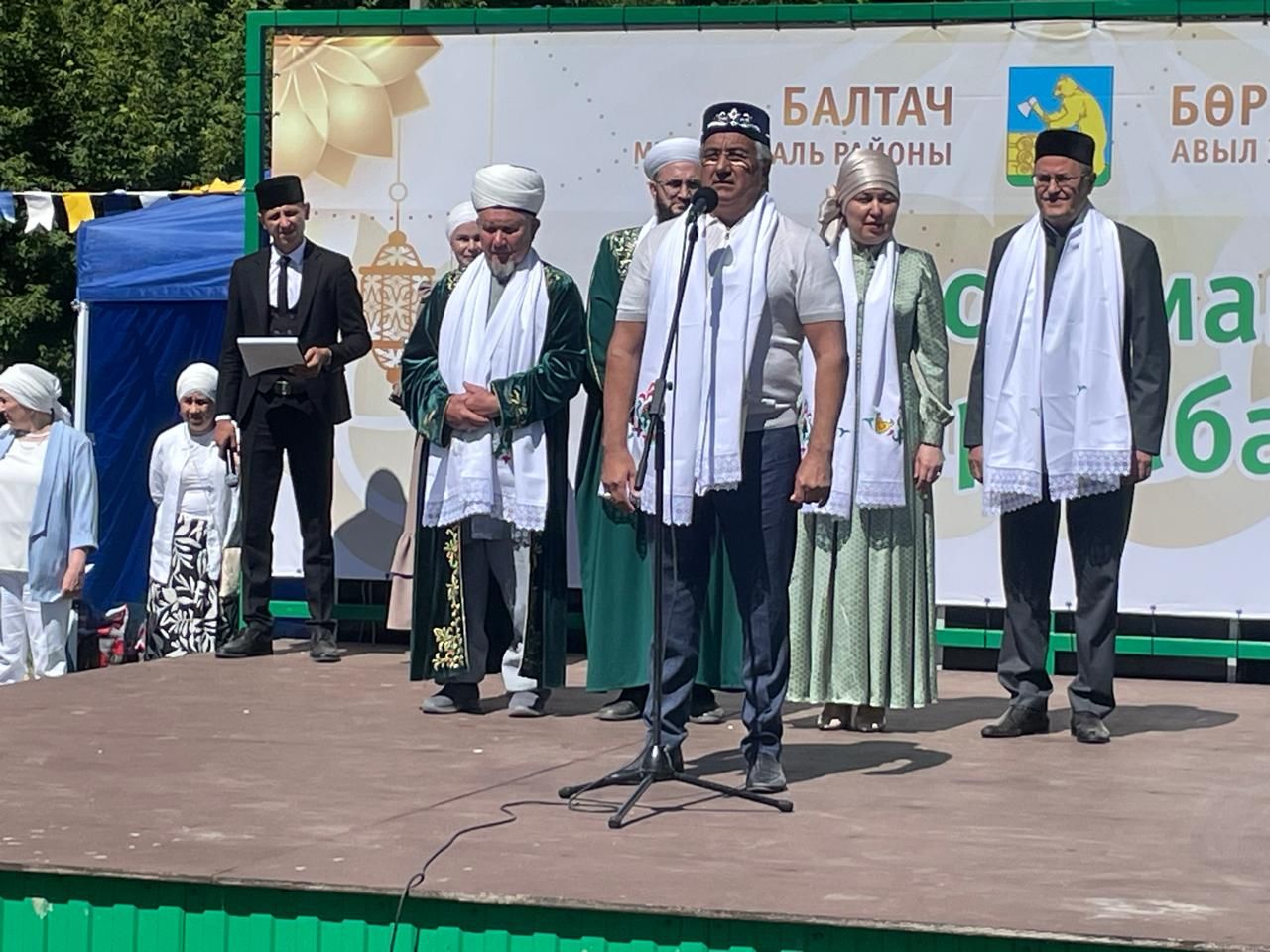 Бөрбашта мөселман балалар Сабан туе узды