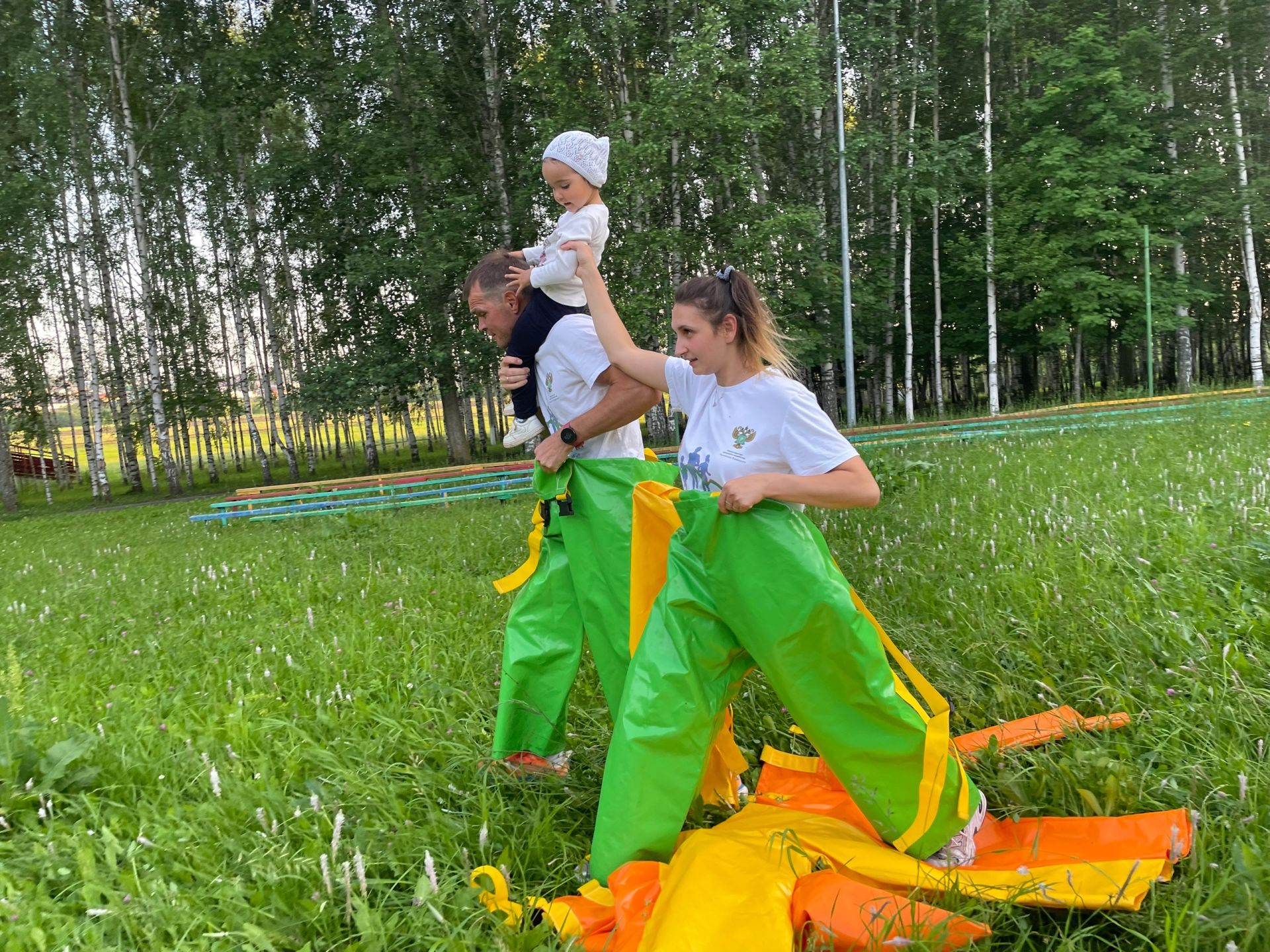 «Гаилә, мәхәббәт һәм тугрылык» көне уңаеннан «Минем гаилә - минем ныгытмам» дигән бәйге узды