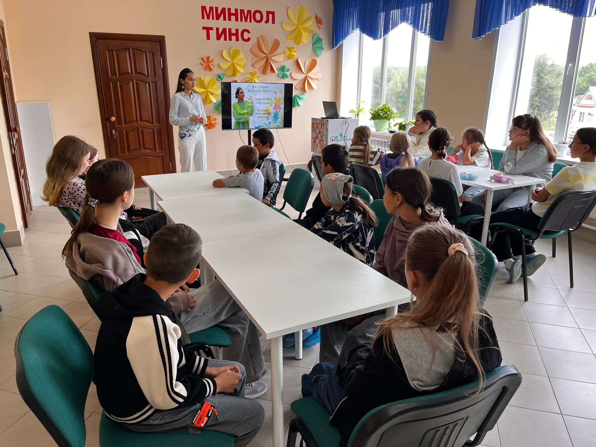 «Факел» клубында «Яз гүзәле-2025» бәйгесенең Гран-при иясе белән очрашу узды