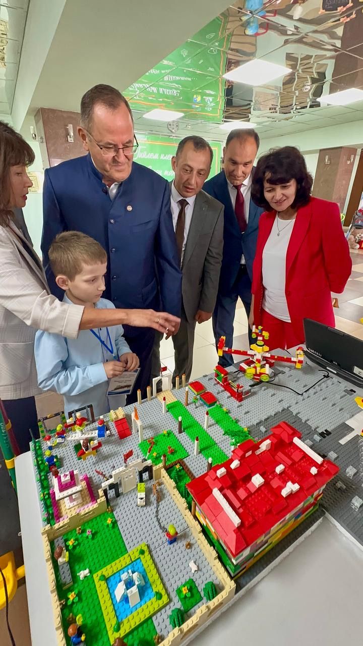 Балтачта белем һәм тәрбия бирү учреждениеләренең һөнәри юнәлеш буенча күргәзмәсе тәкъдим ителде