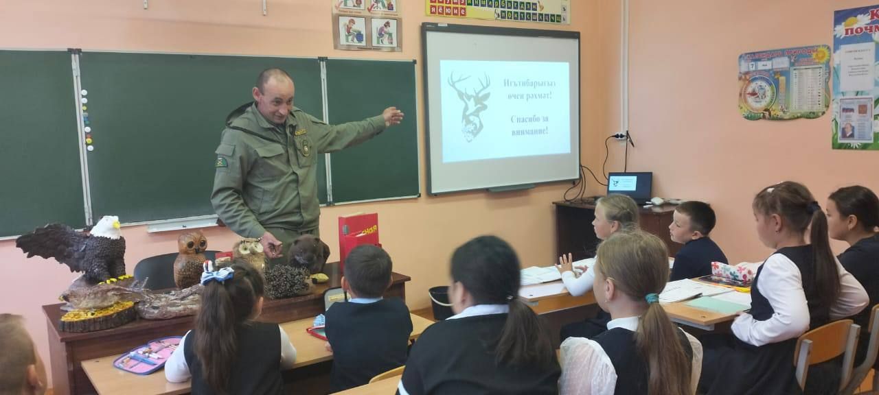 «Балтач» дәүләт тыюлыгы хезмәткәрләре  Көшкәтбаш мәктәбендә булып укучылар белән очрашты
