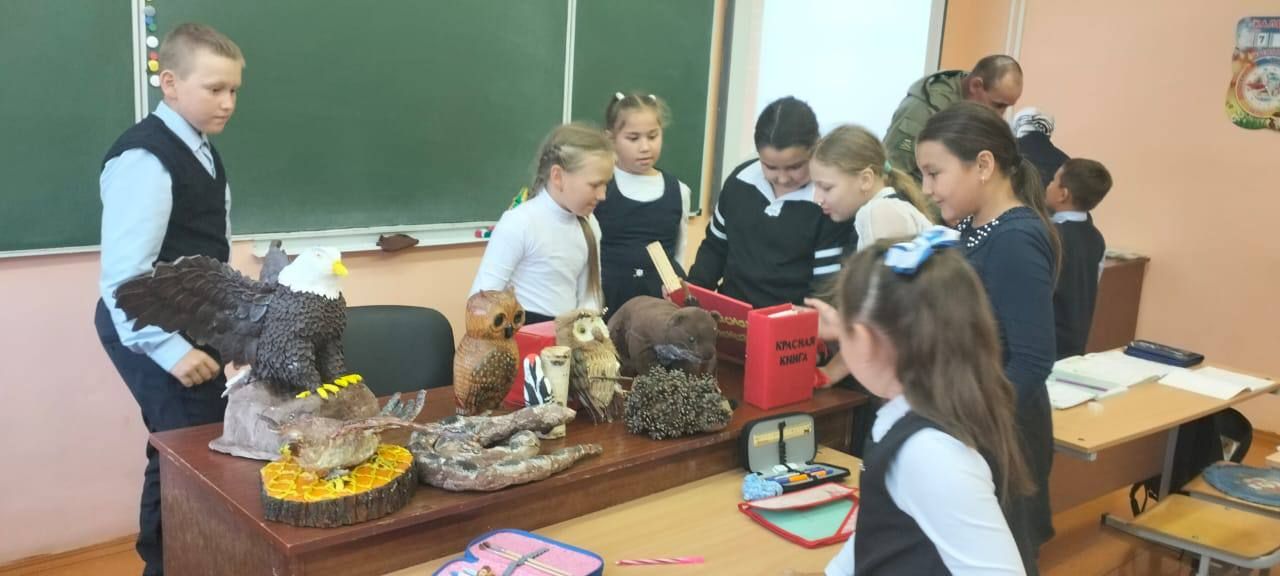 «Балтач» дәүләт тыюлыгы хезмәткәрләре  Көшкәтбаш мәктәбендә булып укучылар белән очрашты