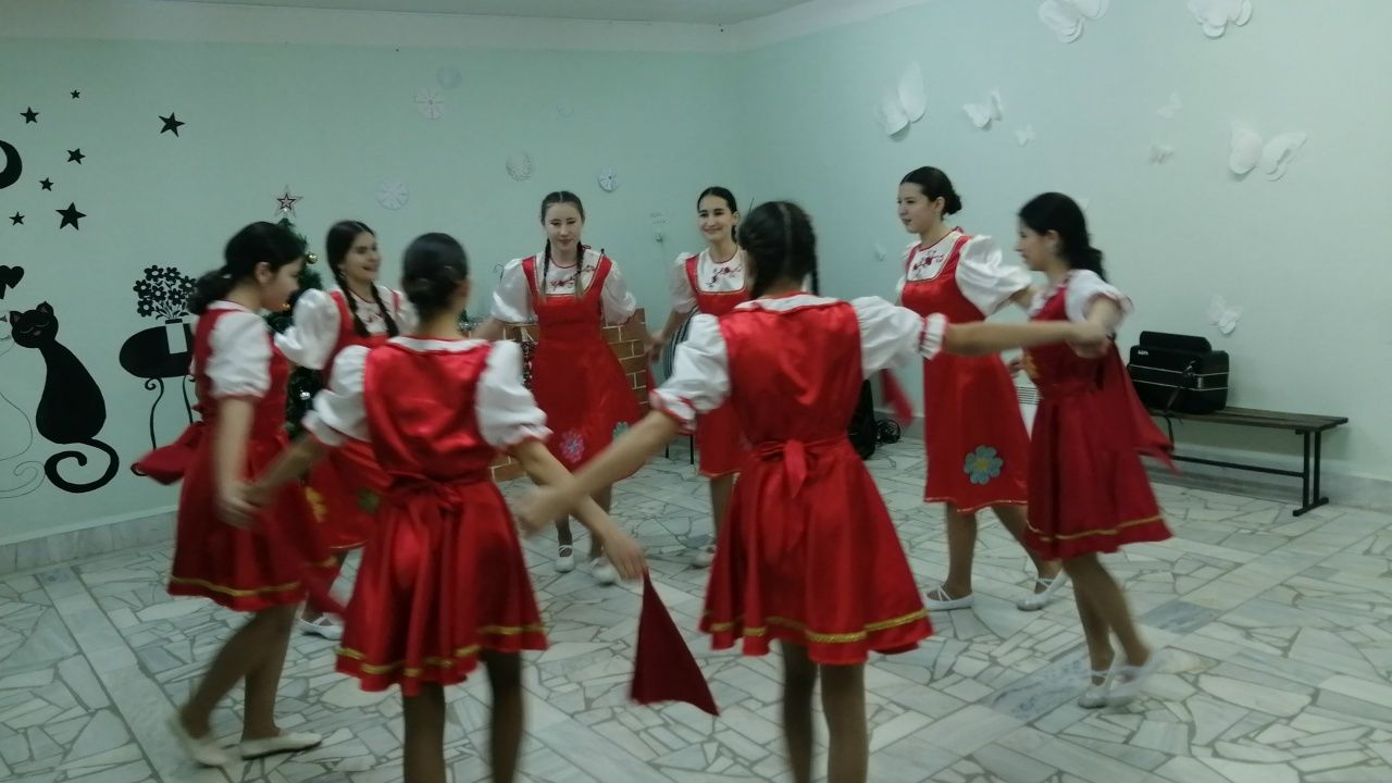 Кили артистлары «Наз»да кунакта