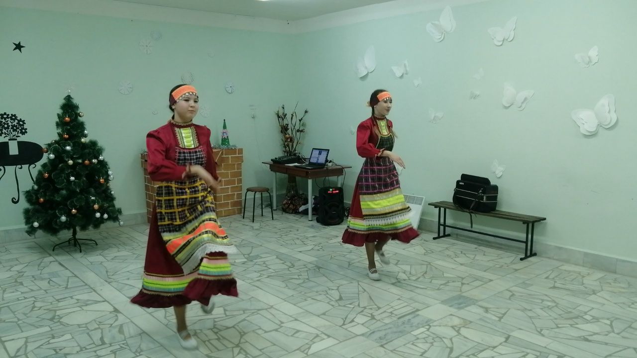 Кили артистлары «Наз»да кунакта