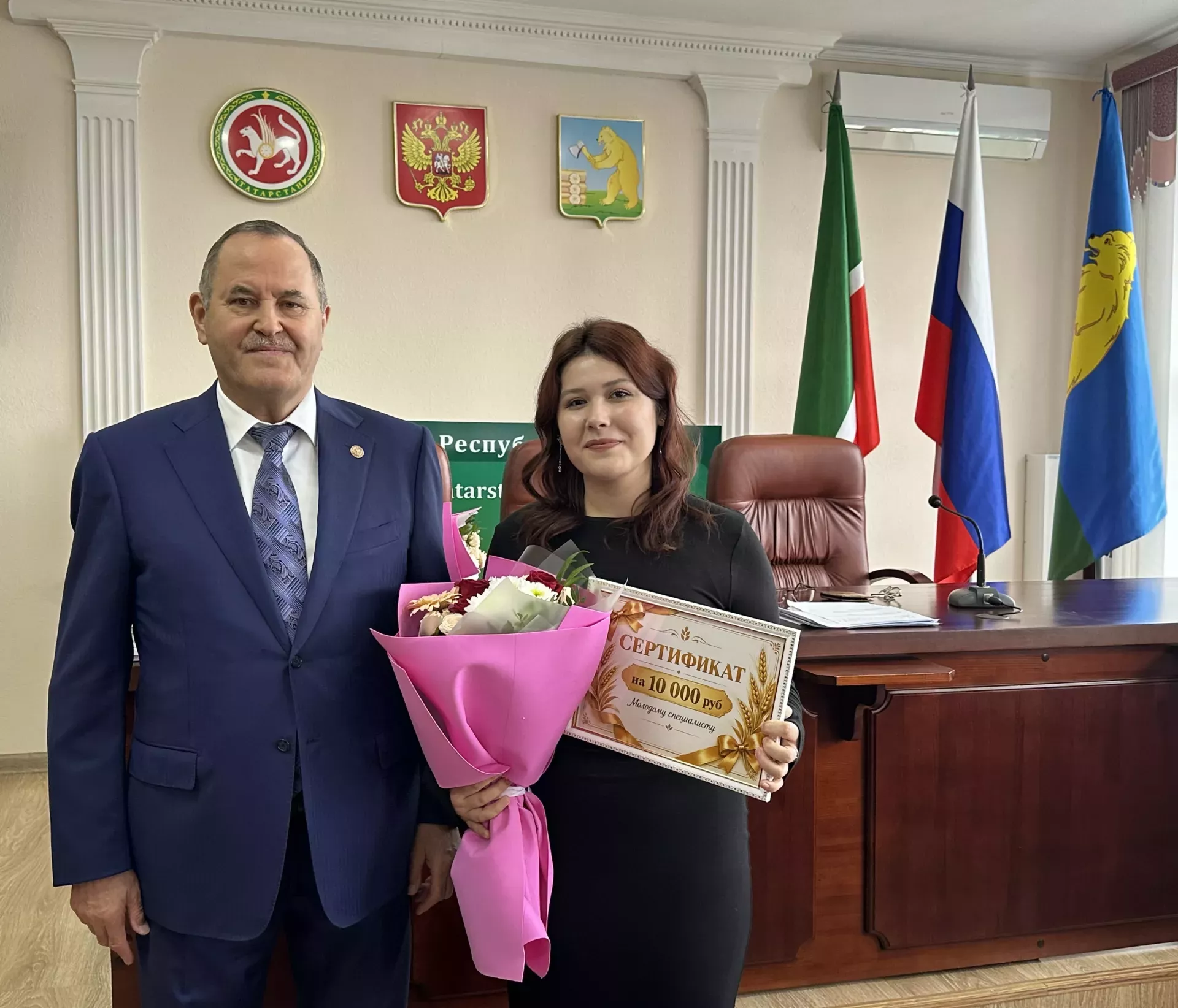 Балтач районы башлыгы авыл хуҗалыгы җәмгыятьләрендә эшли башлаган яшь белгечләр белән очрашты