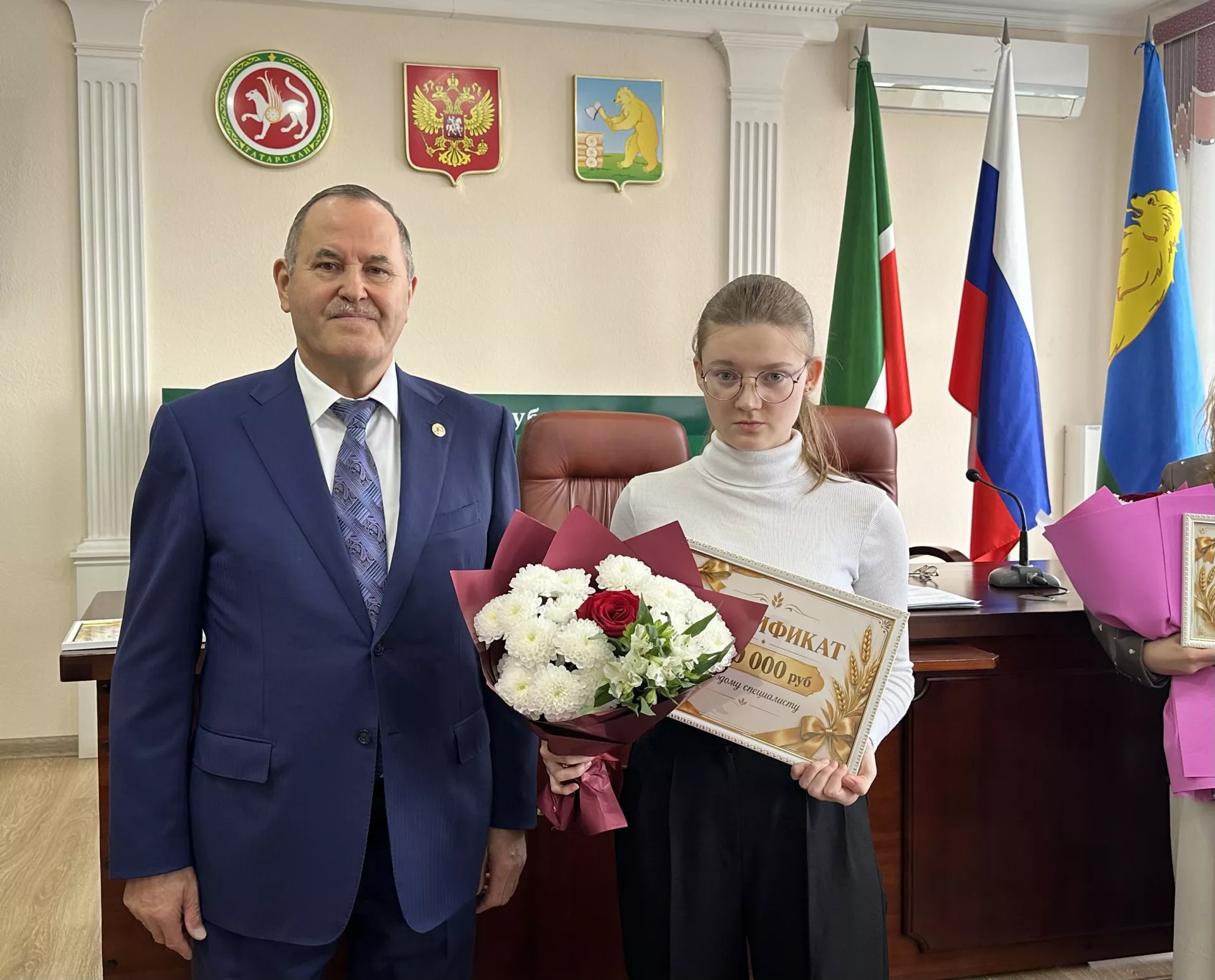 Балтач районы башлыгы авыл хуҗалыгы җәмгыятьләрендә эшли башлаган яшь белгечләр белән очрашты