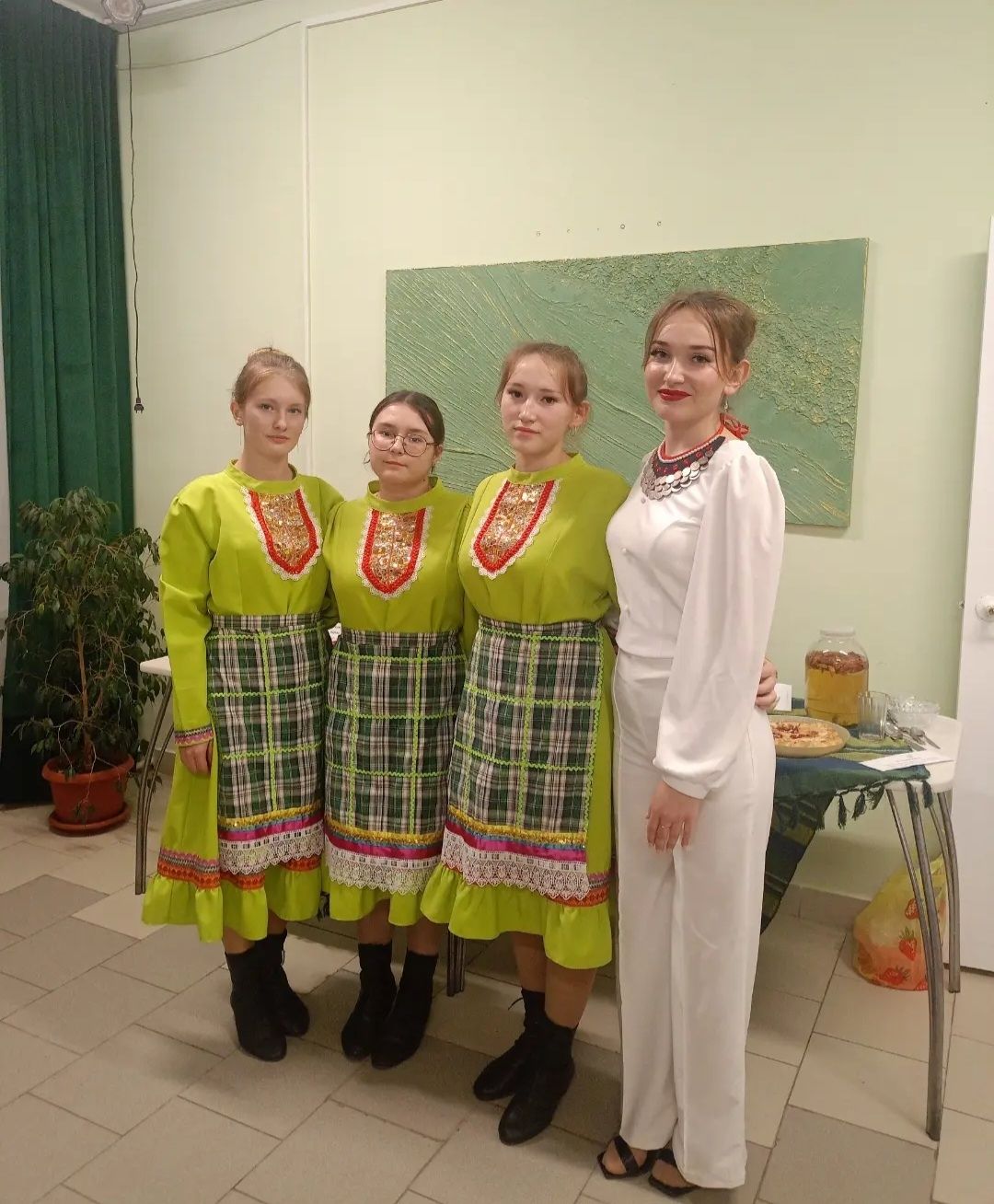 «Ойдолэ шошма удмуртъёслэсь кырӟанзэс кырӟалом!»