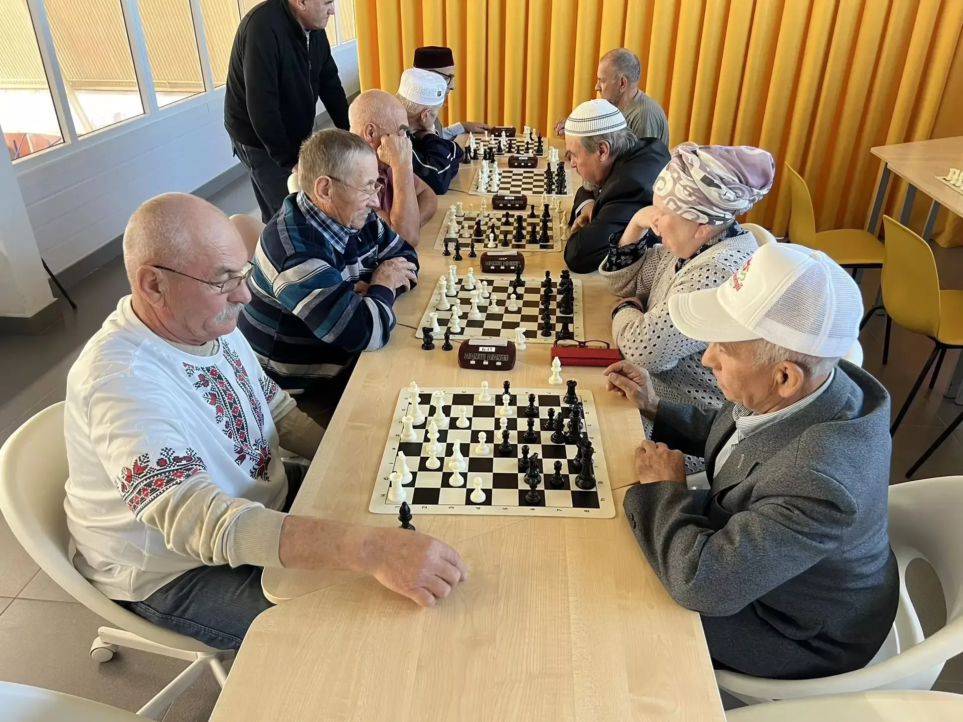 Балтач өлкәннәре җитезлектә көч сынашты