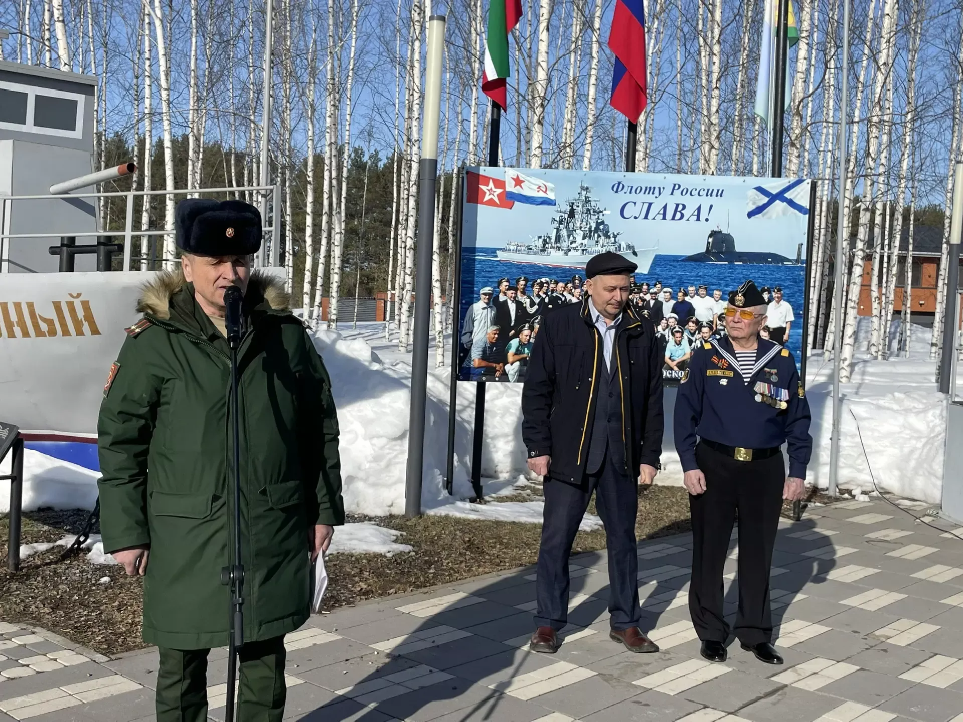 Балтачта Ватаныбызны су асты көймәләрендә саклаган ир-егетләр бәйрәм итте