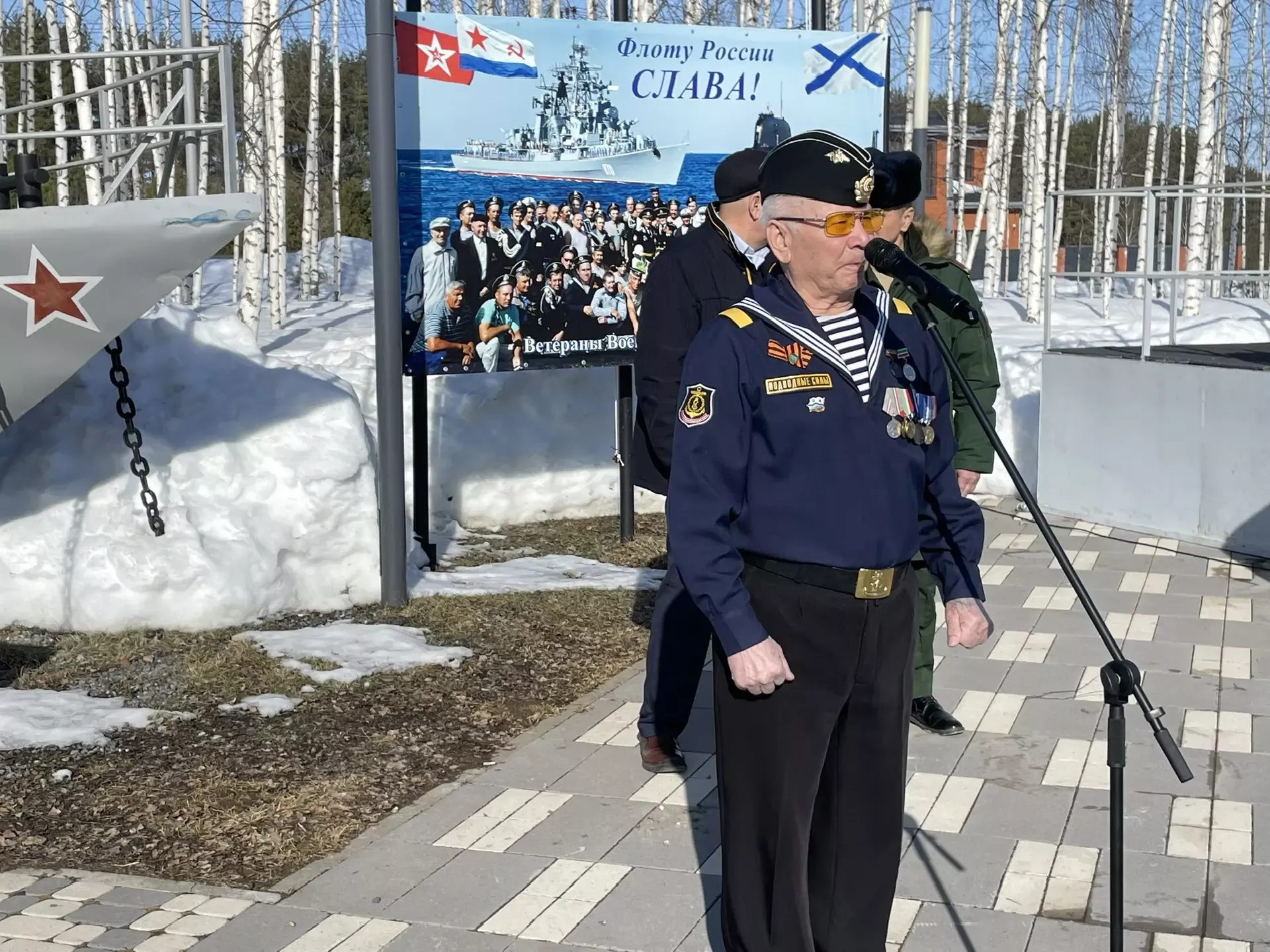 Балтачта Ватаныбызны су асты көймәләрендә саклаган ир-егетләр бәйрәм итте