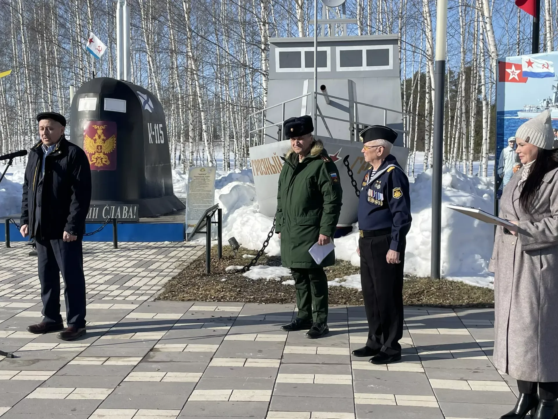 Балтачта Ватаныбызны су асты көймәләрендә саклаган ир-егетләр бәйрәм итте