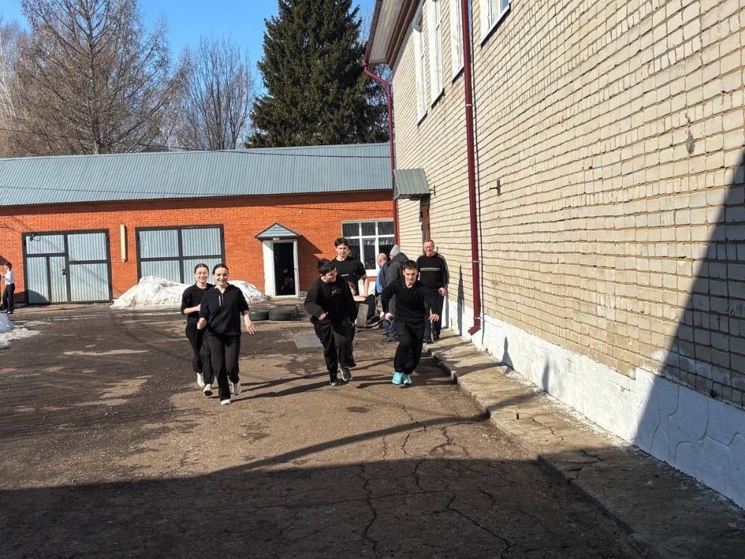 Карадуган гимназиясендә Юнармия отрядлары арасында ярыш узды