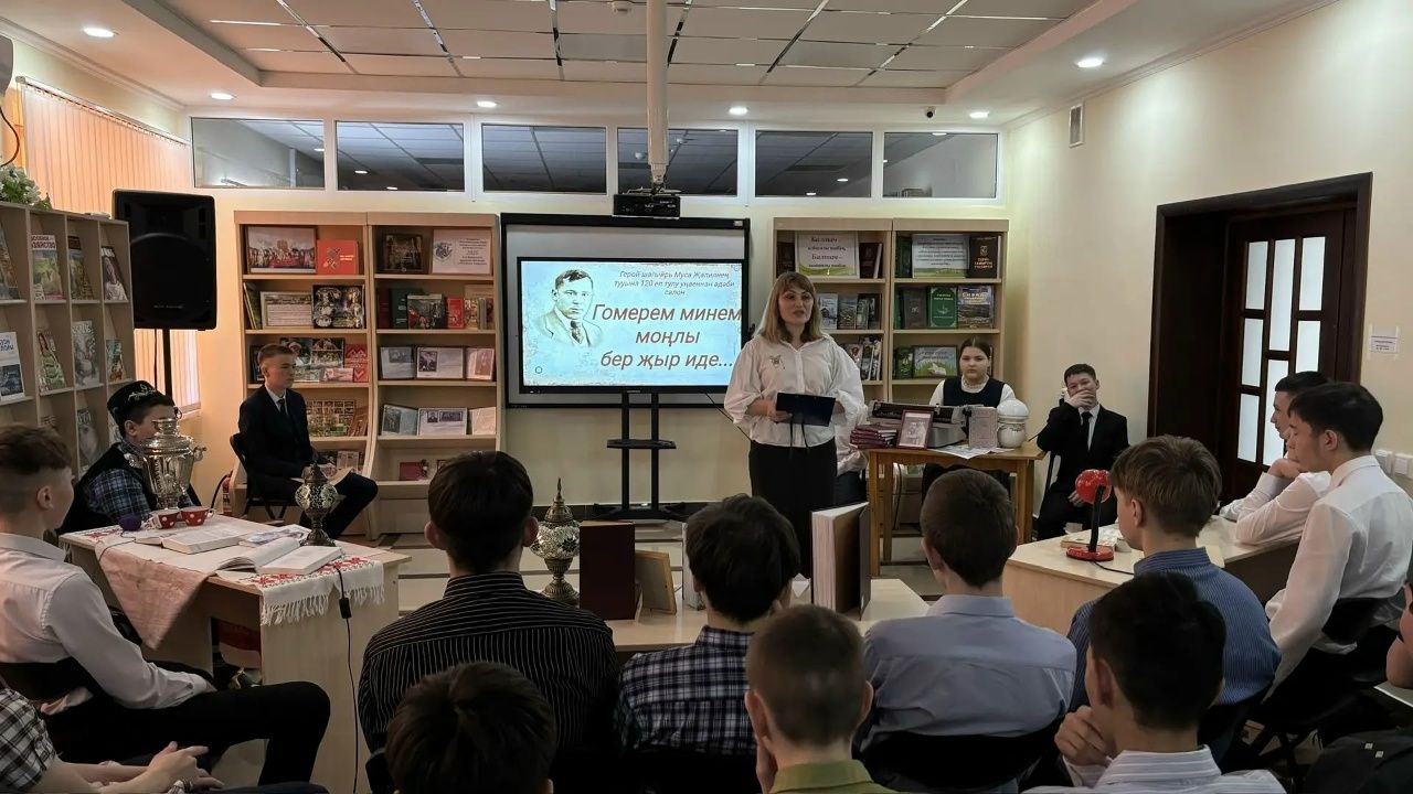 Балтач үзәк зурлар китапханәсендә әдәби-музыкаль кичә узды