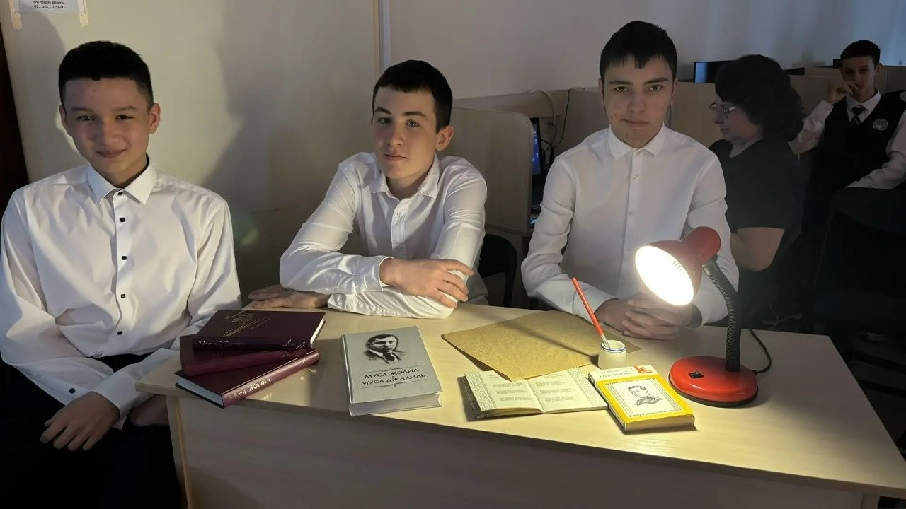 Балтач үзәк зурлар китапханәсендә әдәби-музыкаль кичә узды